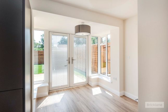 32, Skelton Drive, BURY ST. EDMUNDS photo 4