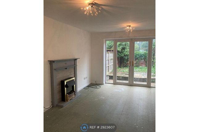 Maybush Road, Wakefield photo 4