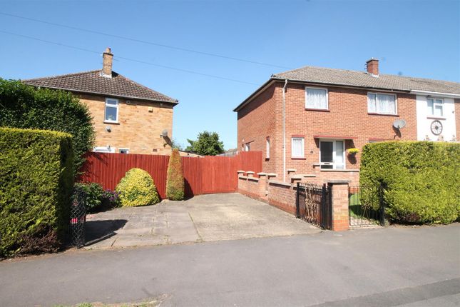 Thumbnail Property for sale in Hemans Road, Daventry