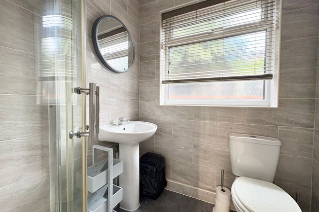 162 Radford Boulevard, Nottingham photo 2