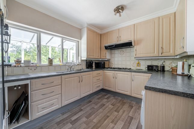 1, Mareschal Road, Surrey photo 2