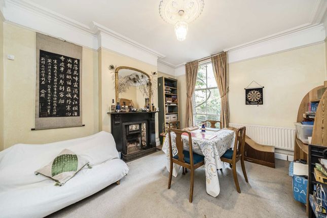209, Sumatra Road, London photo 3