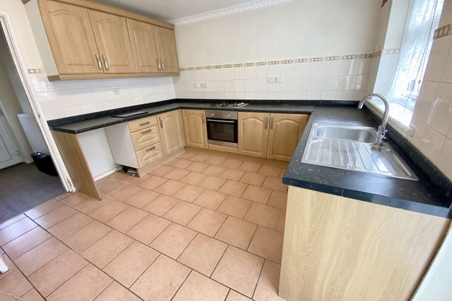 6, Pentewan Close, Swansea photo 4