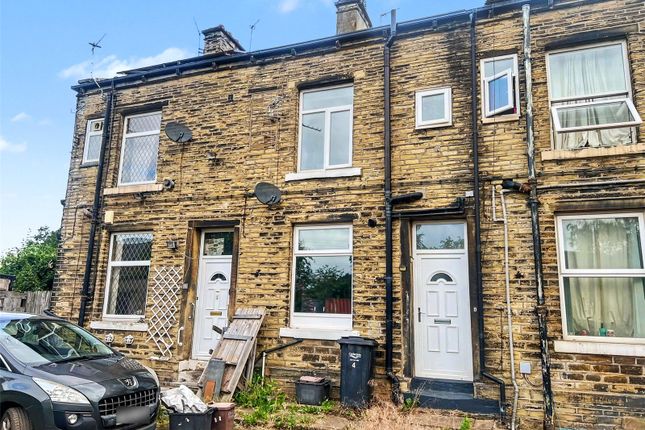 1-bed house on 4 Blackburn Buildings,, Wakefield Road, West Yorkshire, £60,000
