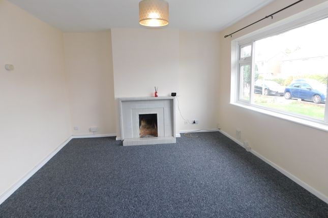 79, Birchen Grove, Luton photo 2