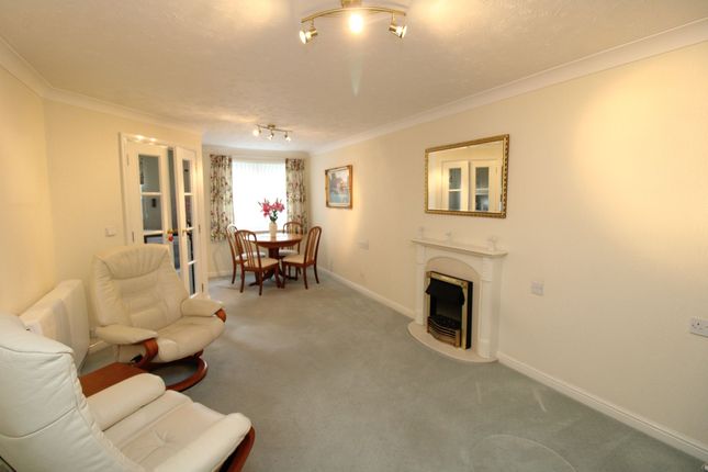 Flat 20, Albany Court, Paignton photo 2