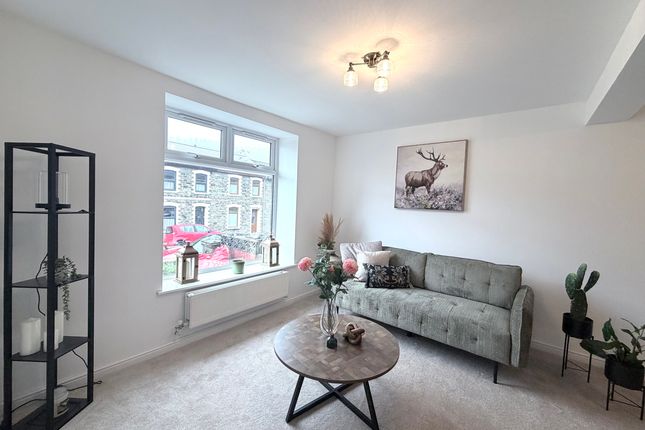 33 Dumfries Street, Treorchy photo 4