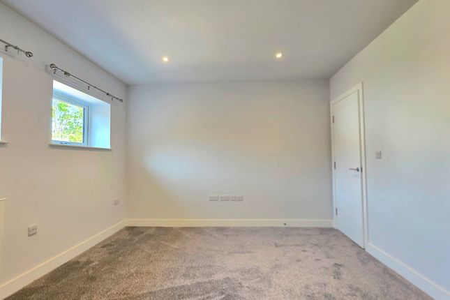88B Park Road, Barnsley photo 2