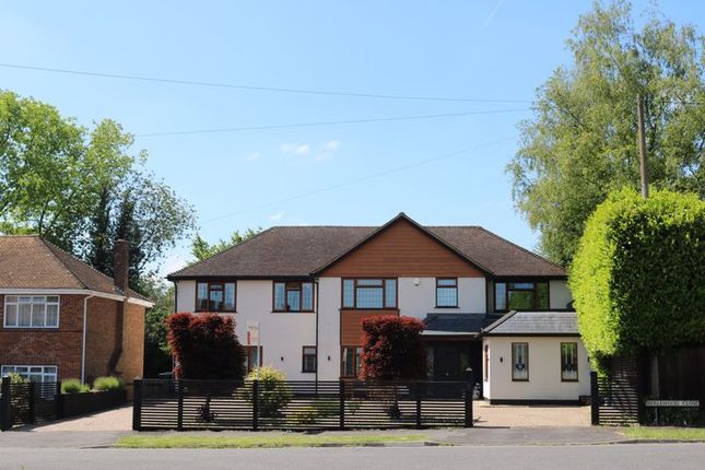 Thumbnail Detached house for sale in Merlewood Close, High Wycombe