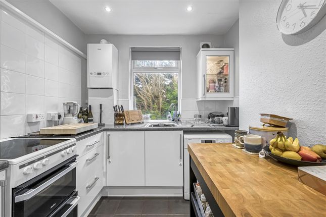 Flat 2, 30 The Walk, Southport photo 2