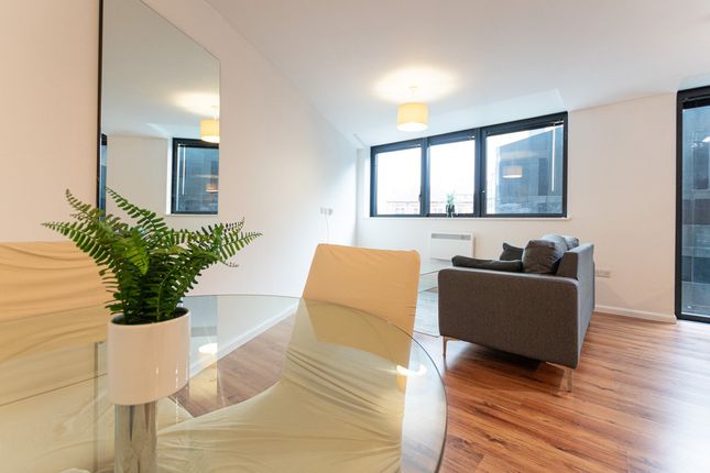 Flat Apartment 302, 15, Mann Island, Liverpool photo 2