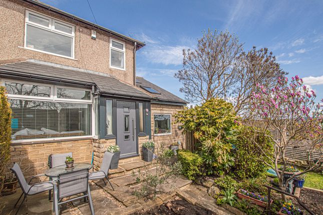 Kaye Lane Almondbury Huddersfield HD5 5 Bedroom Semi detached House 