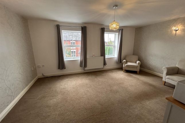 Flat 5, Parish Court, Areley Common, Stourport-On-Severn photo 2