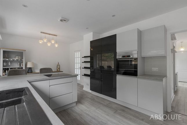 44 Aller Brake Road, Newton Abbot photo 2