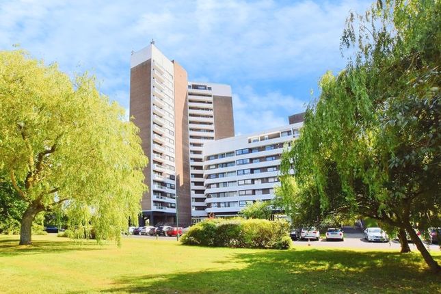 Flat for sale in Montagu Court, Gosforth, Newcastle Upon Tyne