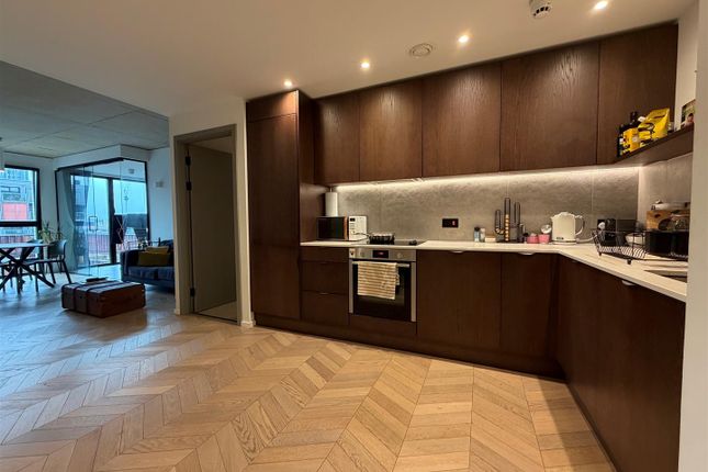 1F Spinners Way, Manchester photo 5