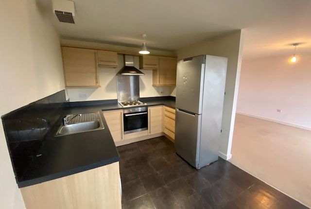 92, Waltheof Road Sheffield photo 3