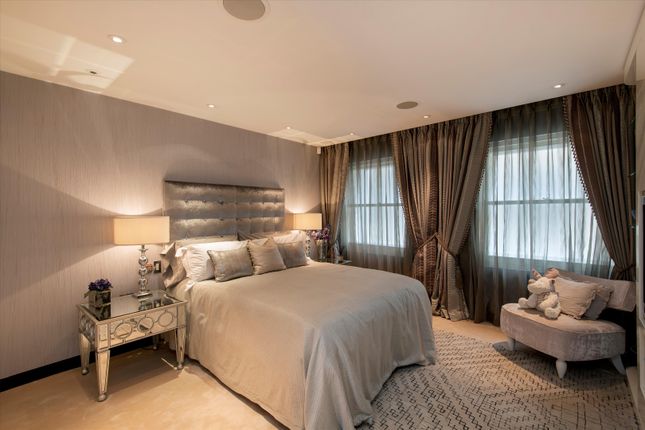 Flat to rent in Penthouse, Walpole Mayfair, Arlington Street, London