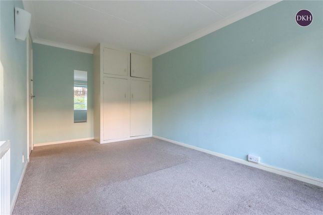 Flat for sale in Solomons Hill, Rickmansworth, Hertfordshire