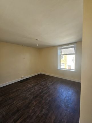64, Clayton Street, Colne photo 5