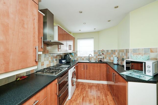 35, Beaconsfield Road, Kent photo 3