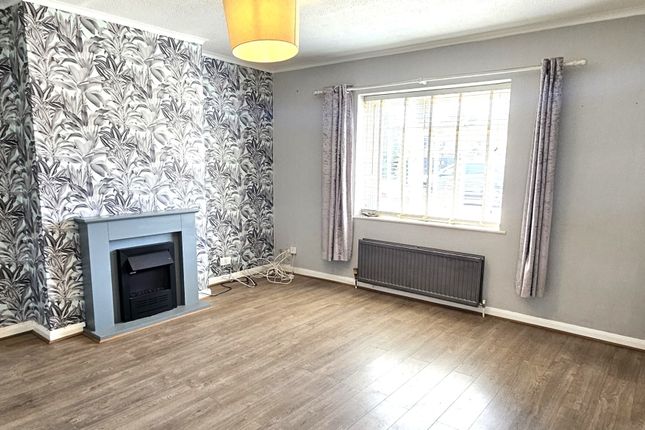 96, Alexandra Road, Ashford photo 3