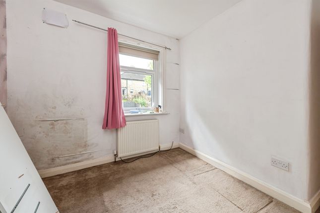10, Elm Avenue, Holmfirth photo 4