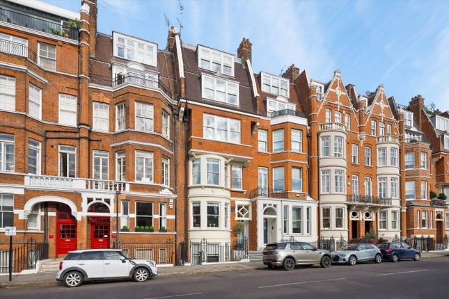 7-bed house on Cheyne Place, London, £11,950,000