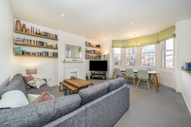 Flat for sale in Stanthorpe Road, London