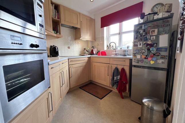 127, Sovereign Court, Cleveleys photo 2