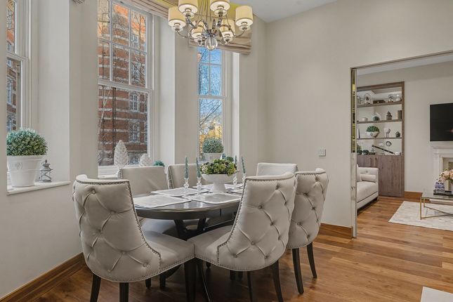 3-bed flat on 12a, North Gate, London, £3,200,000