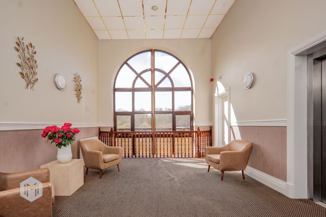3b Hardcastle Gardens, Bolton photo 3