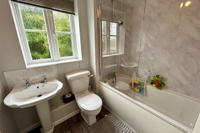 End terrace house for sale in Selwyn Road, Burntwood