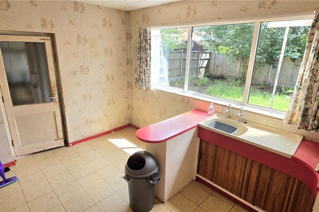 14, Wiltshire Close, Coventry photo 3