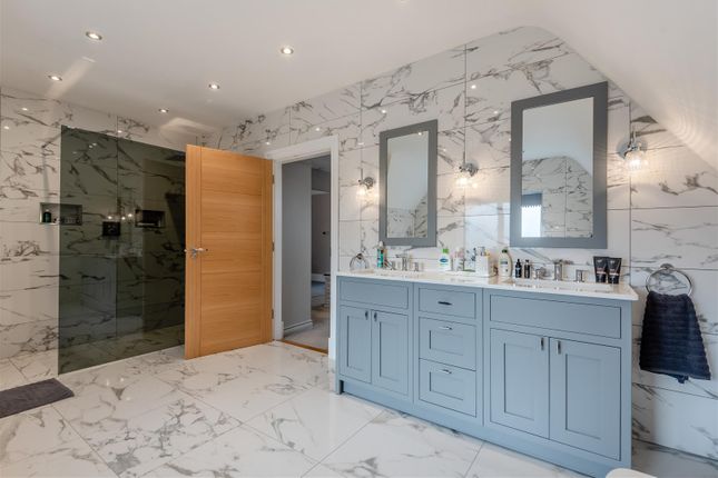 8633627-Interior64.Jpg