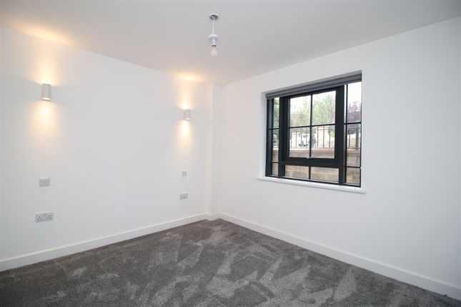 Apartment, 8, Old Chapel Court, Rodley photo 4