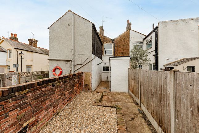20 South Road, Faversham photo 4