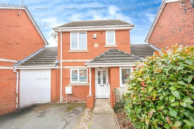 3-bed terraced on 28, Upton Green, West Midlands, £230,000