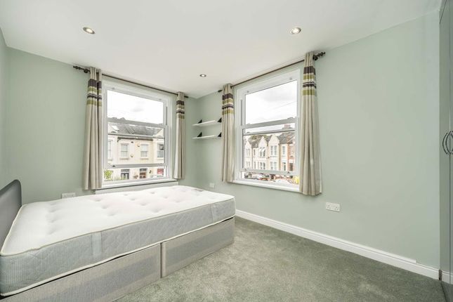 129A, Haydon Park Road, London photo 4