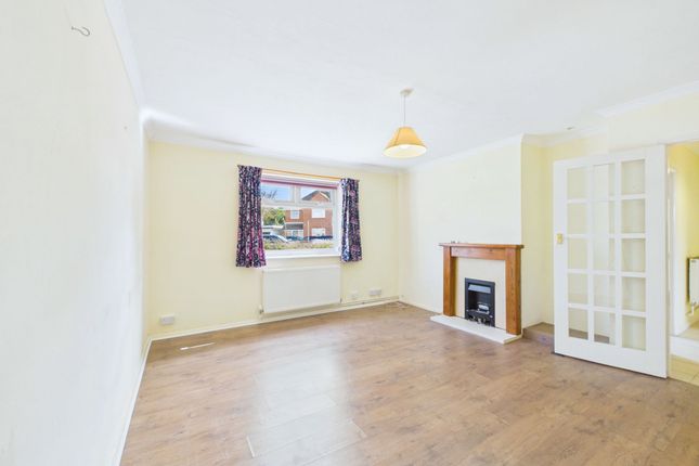 8 Frobisher Road, Bognor Regis photo 4