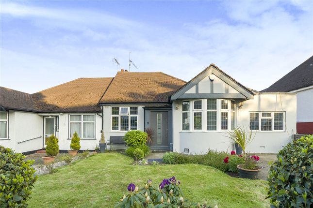 Thumbnail Bungalow for sale in Russell Lane, Whetstone, London