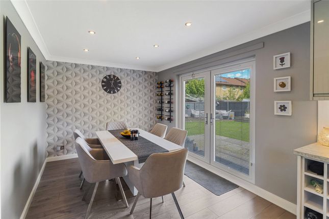 18, Falcon Brae, West Lothian photo 4