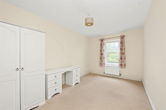 Flat 14, Stephens Court, Station Road, Harpenden photo 4