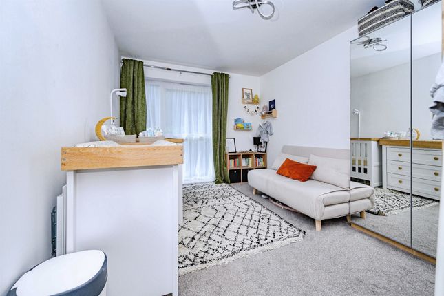 3, Basildon Court, Croxley Road, Hemel Hempstead photo 3