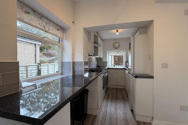 16, Warley Avenue, Morecambe photo 3