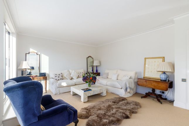 Flat 16, Prospect Quay, 98, Point Pleasant, London photo 2