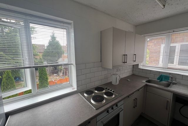 65, Bury Avenue, Hayes photo 3