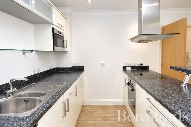 St. Marys Lane, Upminster photo 4