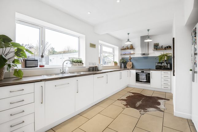Detached house for sale in Minns Road, Grove