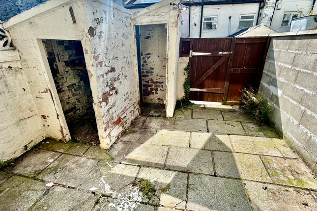 30, Gorple Street, Burnley photo 2